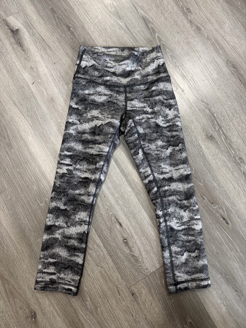 lululemon athletica Gray Black Marble-Print High-Rise Leggings